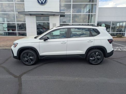 New 2026 Volkswagen Taos S FWD image 8