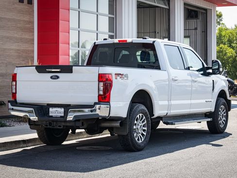 Used 2022 Ford F250 Lariat w/ FX4 Off-Road Package AWD/4WD image 3