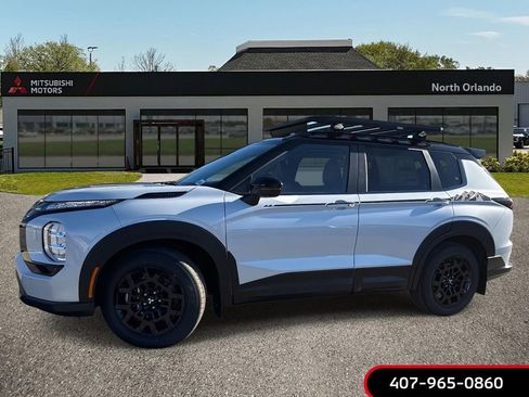 New 2026 Mitsubishi Outlander AWD image 1