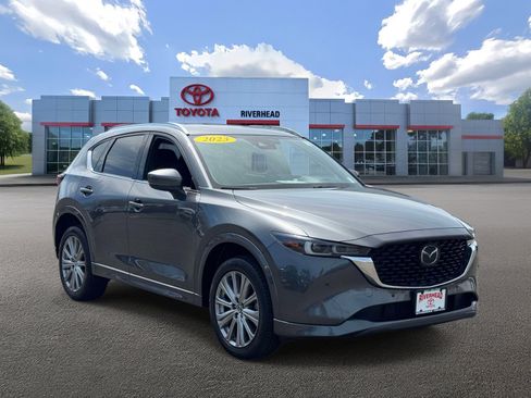 Used 2023 MAZDA CX-5 Signature AWD/4WD image 2
