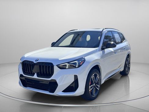 Used 2026 BMW X1 xDrive28i w/ M Sport Package AWD/4WD image 2