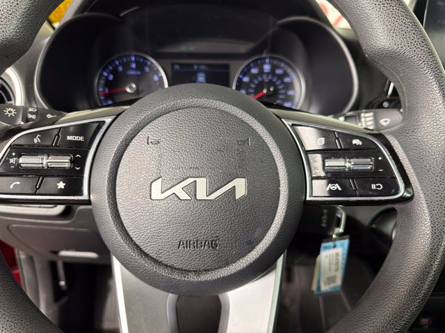 Used 2022 Kia Forte LXS w/ LXS Technology Package FWD image 20