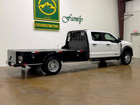 Used 2024 Ford F550 4x4 Crew Cab Super Duty image 8