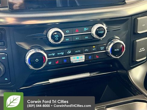 Used 2025 Ford F150 Lariat w/ Bed Utility Package AWD/4WD image 9