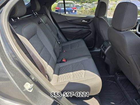Used 2020 Chevrolet Equinox LT w/ LPO, Cargo Package FWD image 18