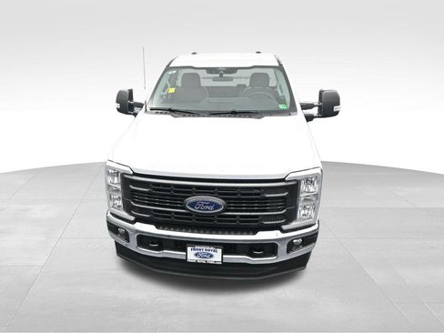 New 2026 Ford F350 XL w/ XL Chrome Package image 44