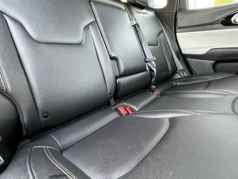 Used 2024 Jeep Compass Limited image 26