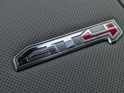 New 2026 GMC Sierra 3500 AT4 w/ AT4 Premium Plus Package AWD/4WD image 15