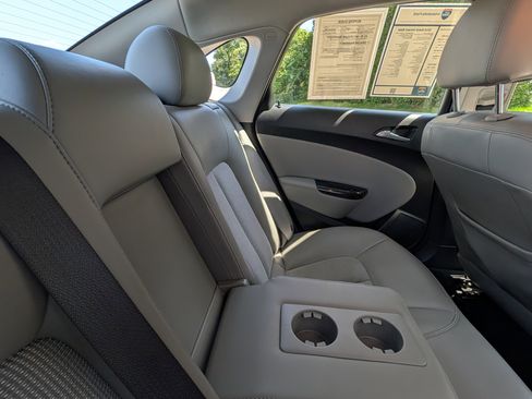 Used 2016 Buick Verano w/ Comfort Package FWD image 27