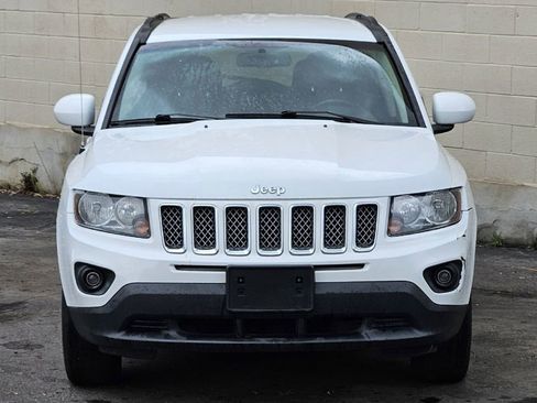 Used 2017 Jeep Compass Latitude image 5