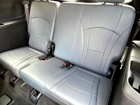 Used 2020 Buick Enclave Essence image 15