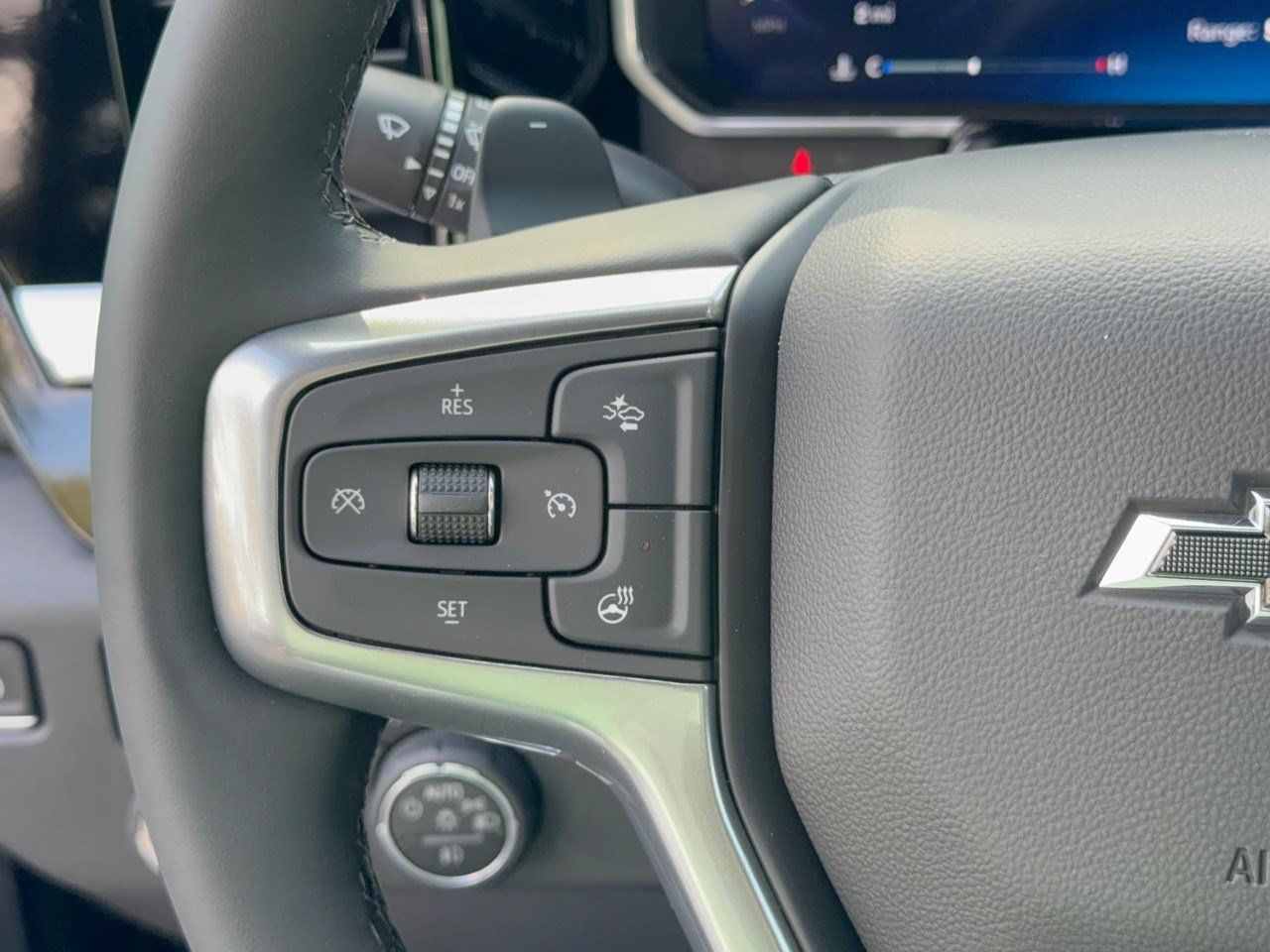 New 2026 Chevrolet Silverado 1500 RST w/ Convenience Package II AWD/4WD image 18