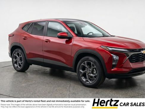 Used 2025 Chevrolet Trax LT w/ LT Convenience Package FWD image 1