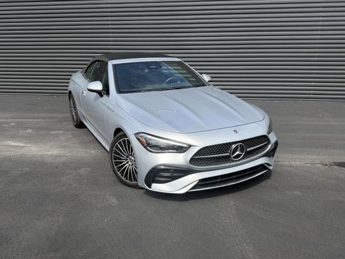 Used 2024 Mercedes-Benz CLE 300 4MATIC Cabriolet image 7