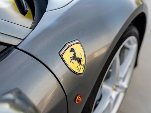 Used 2011 Ferrari 458 Italia Coupe RWD image 33
