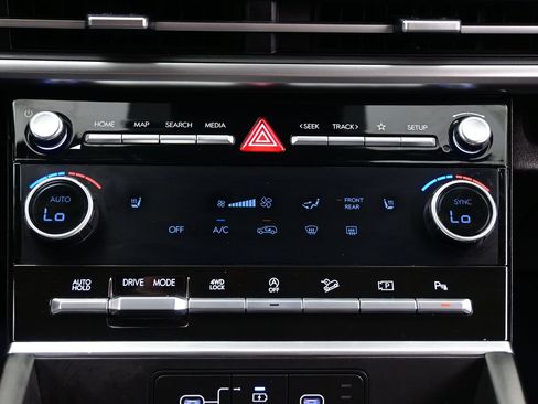Certified 2025 Hyundai Santa Fe XRT AWD/4WD image 21