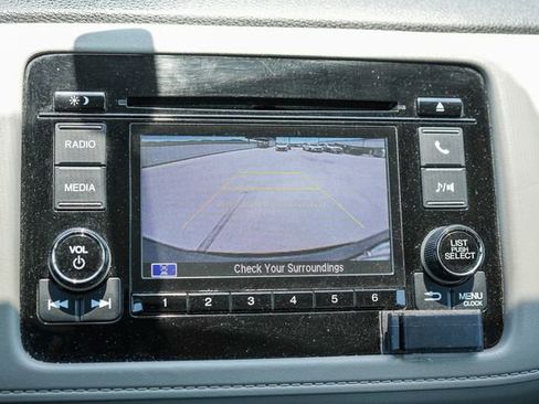 Used 2019 Honda HR-V LX image 26