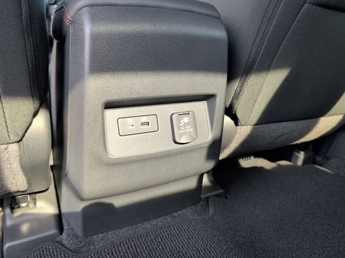 Used 2023 Nissan Frontier PRO-4X w/ Pro Convenience Package AWD/4WD image 32