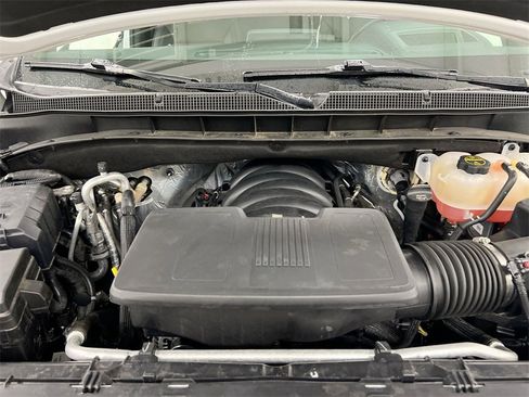 Used 2024 Chevrolet Suburban High Country w/ Advanced Technology Package image 26