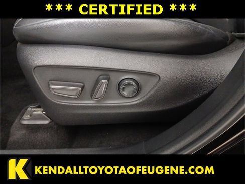 Certified 2022 Toyota Highlander XLE image 17