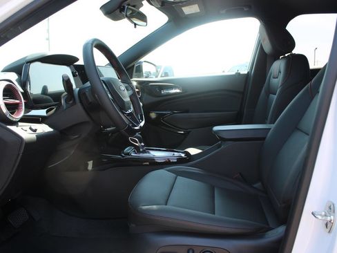 New 2026 Chevrolet Trax RS w/ Sunroof Package FWD image 23