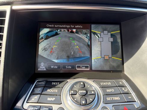 Used 2010 INFINITI FX35 AWD w/ Navigation Pkg image 20