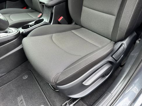 Used 2024 Kia Forte LXS image 16