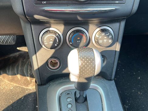 Used 2011 Nissan Rogue S AWD/4WD image 23
