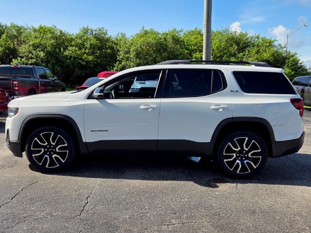 Used 2021 GMC Acadia SLE w/ Driver Convenience Package FWD image 4
