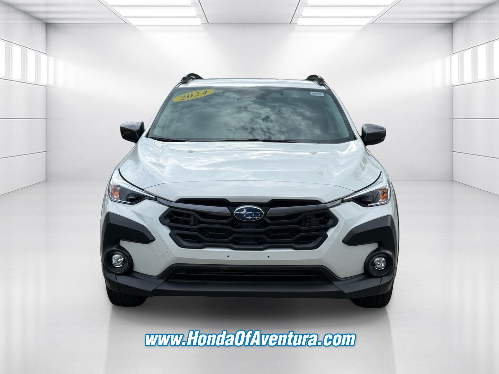 Used 2024 Subaru Crosstrek 2.0i Premium AWD/4WD image 2