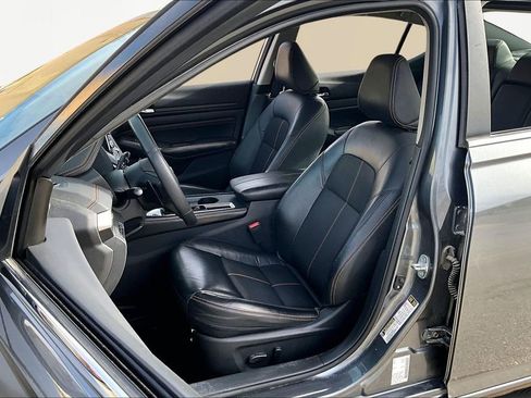 Used 2022 Nissan Altima 2.5 SR image 25