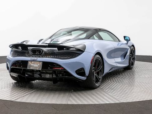 New 2026 McLaren 750S image 21