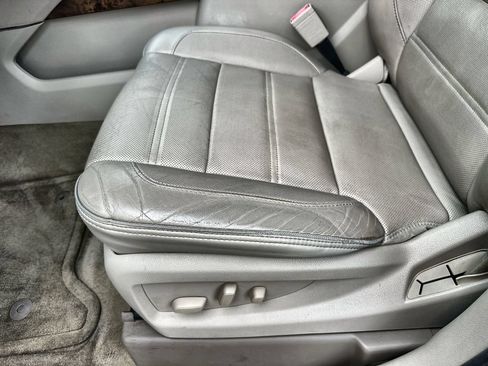 Used 2016 GMC Yukon XL Denali w/ Open Road Package RWD image 25