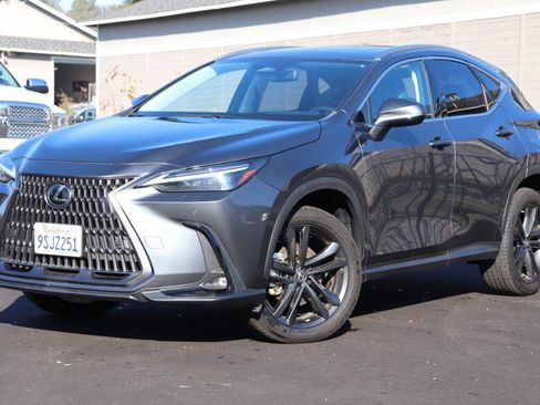Used 2023 Lexus NX 450h+ AWD w/ Luxury Package image 4