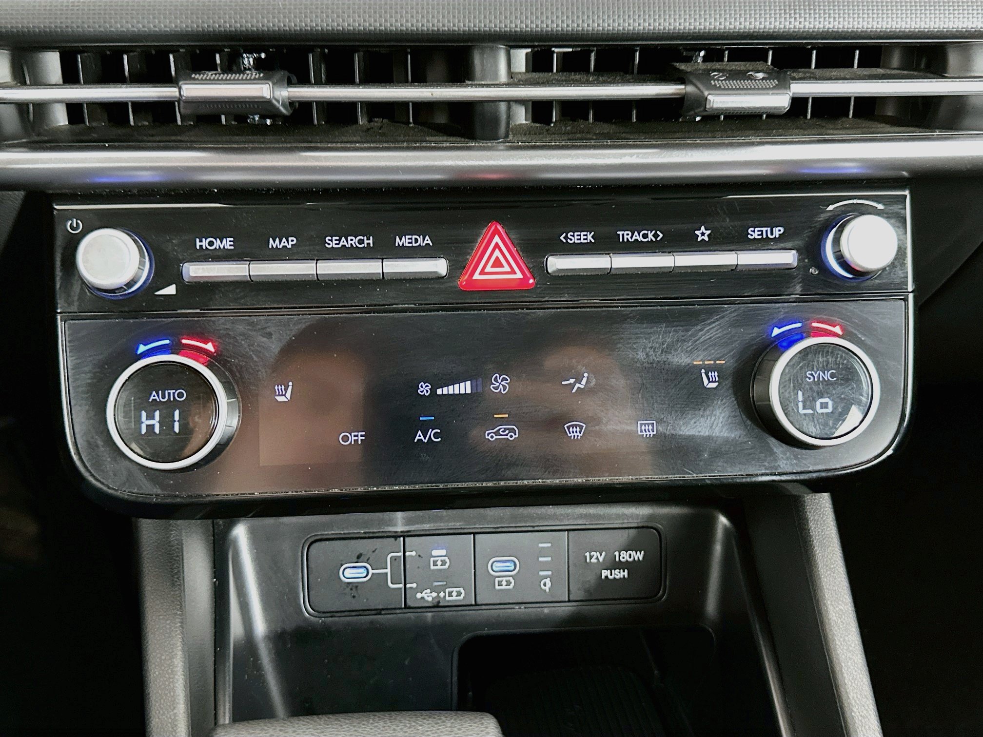 Used 2025 Hyundai Tucson SEL FWD image 23