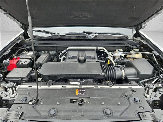 Used 2025 Chevrolet Colorado Trail Boss AWD/4WD image 20