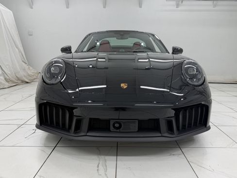 Certified 2025 Porsche 911 Targa 4 GTS AWD/4WD image 10