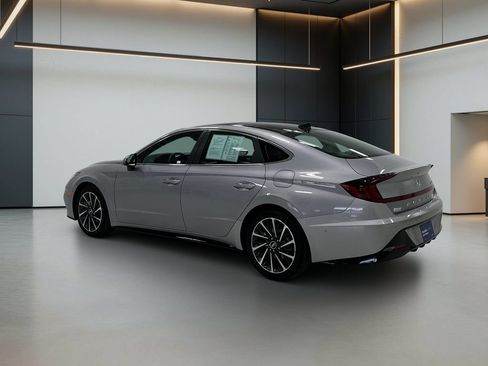 Certified 2023 Hyundai Sonata Limited FWD image 3