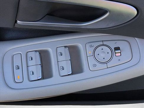 Used 2025 Hyundai Sonata SEL image 16