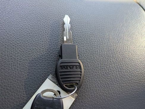 Used 2014 RAM 1500 Express image 26