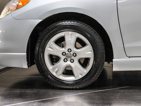 Used 2005 Toyota Matrix XR FWD image 6