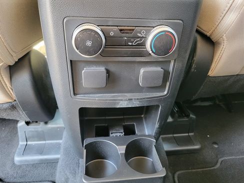 Used 2023 Ford Explorer 4WD image 19