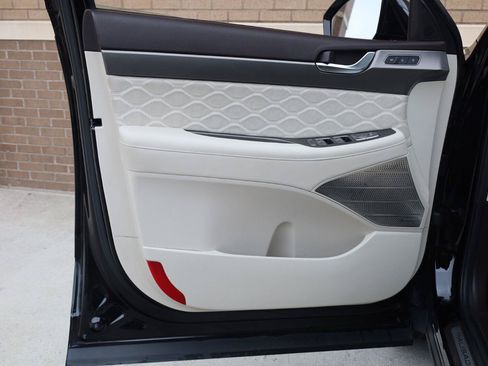 Used 2020 Hyundai Palisade Limited FWD image 15
