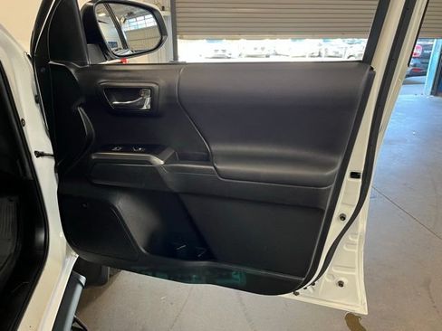 Used 2023 Toyota Tacoma TRD Pro AWD/4WD image 12