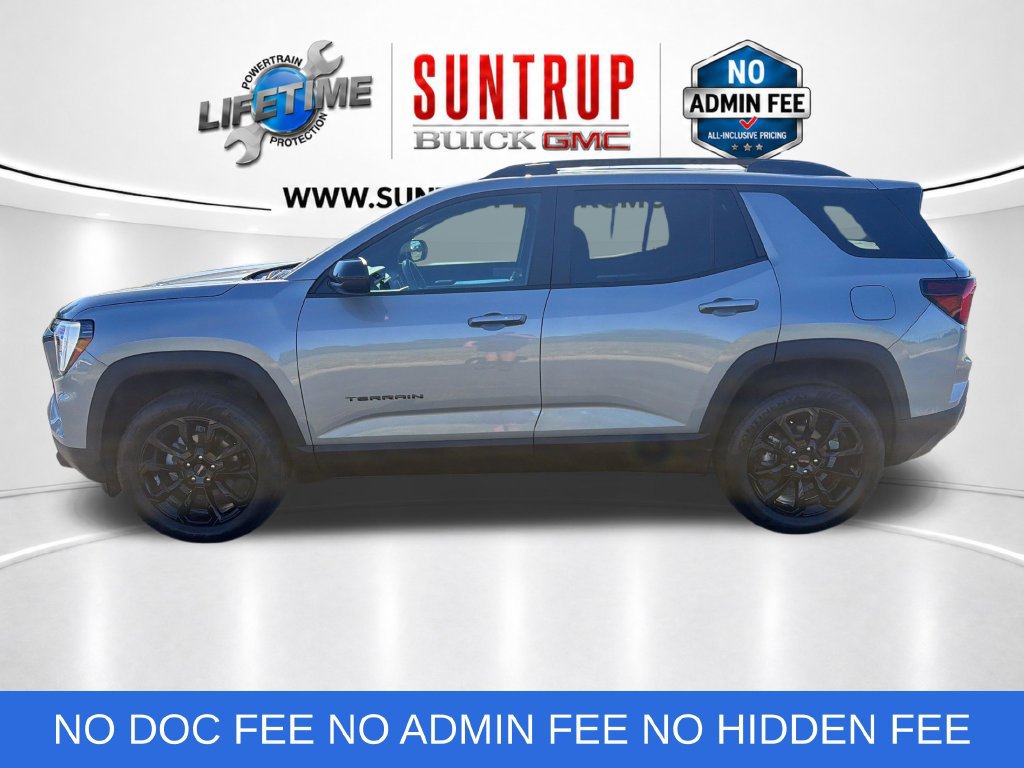 Used 2026 GMC Terrain Elevation w/ Elevation Premium Package FWD image 2