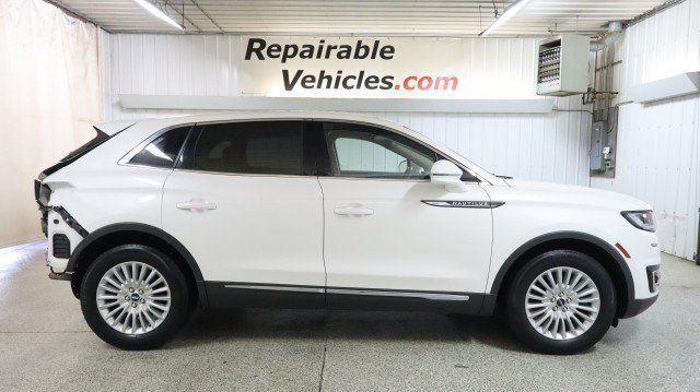Used 2020 Lincoln Nautilus FWD image 4