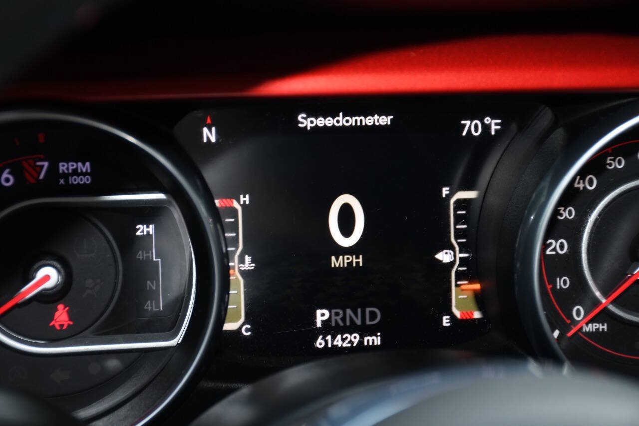 Used 2018 Jeep Wrangler Unlimited Rubicon AWD/4WD image 34