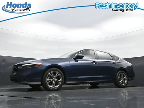 Used 2023 Honda Accord EX image 27
