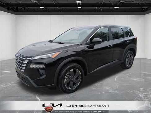 Used 2025 Nissan Rogue SV FWD image 1