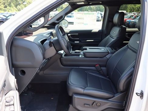 New 2025 Ford Expedition Max Platinum w/ Stealth Appearance Package image 29